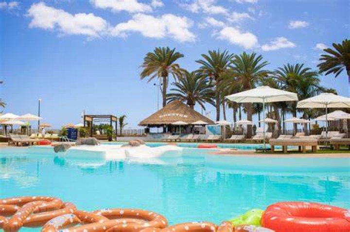 Chester Beach Club Basic Pack for 2 Guests musement