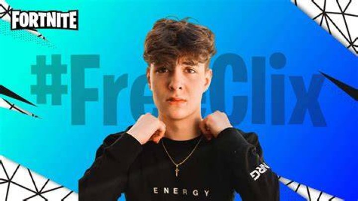 CLIX Gets A Call From👸 Breckie Hills & She Says This🤬. YouTube