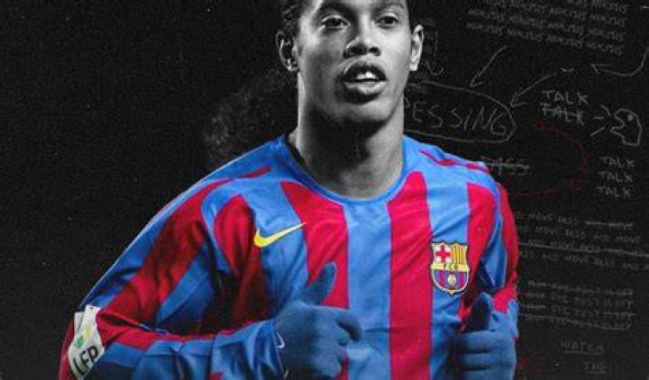 Demystifying a Legend Ronaldinho Breaking The Lines