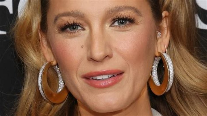 How Old is Blake Lively? An Analysis of the Actress' Age Thrillz