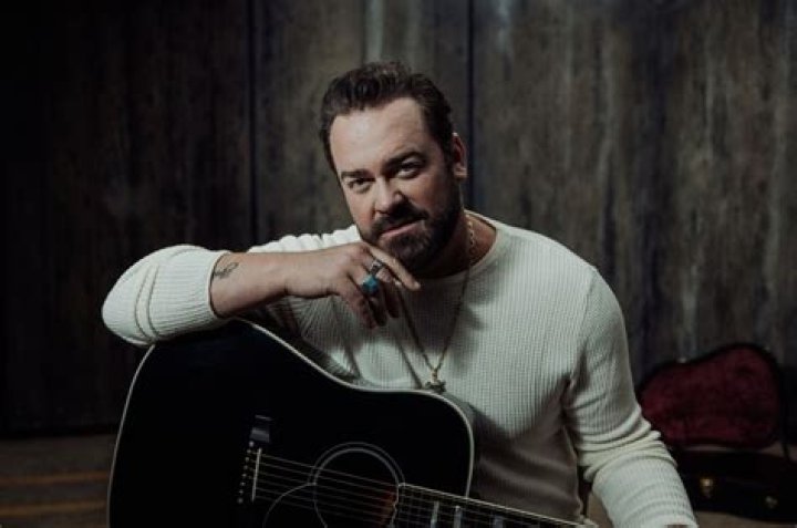 Meet Lee Brice's Wife, Sara Reeveley Brice
