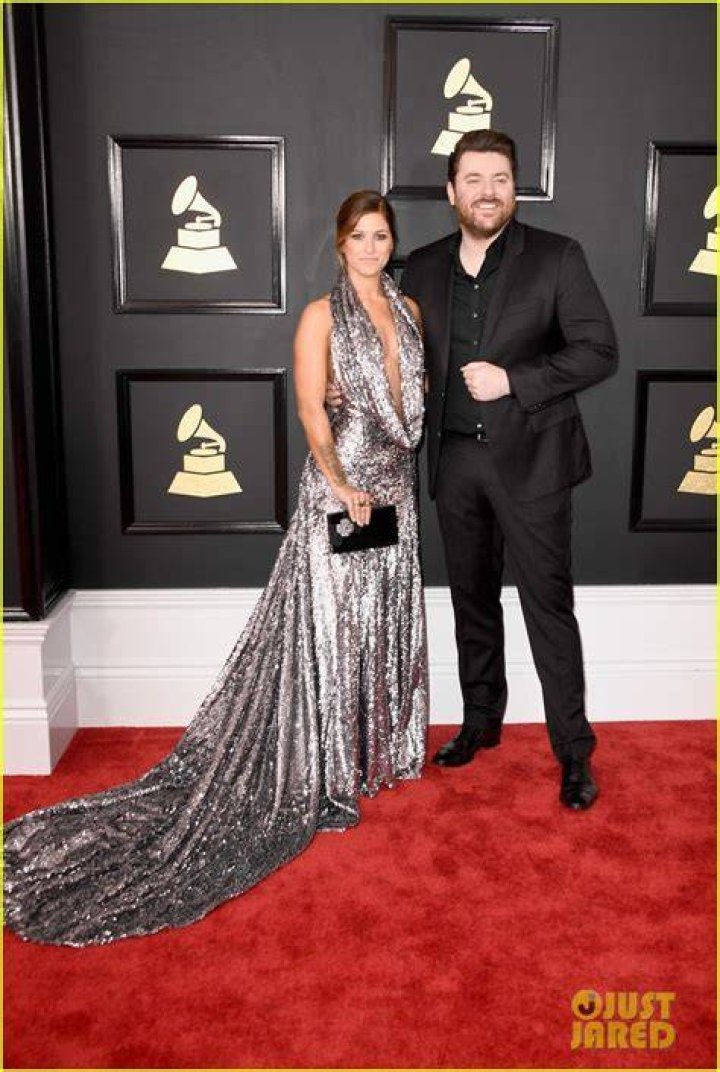 Newly Engaged Cassadee Pope Steps Out With Chris Young at Grammys 2017