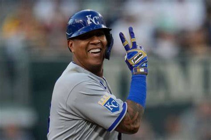 SALVADOR PEREZ NAMED AMERICAN LEAGUE ALLSTAR
