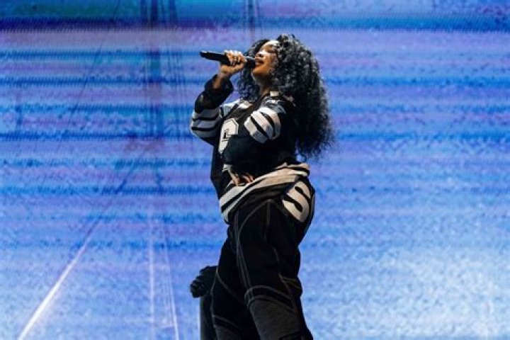 SZA's 'Good Days' Climbs Hot R&B Hip Hop Songs Billboard