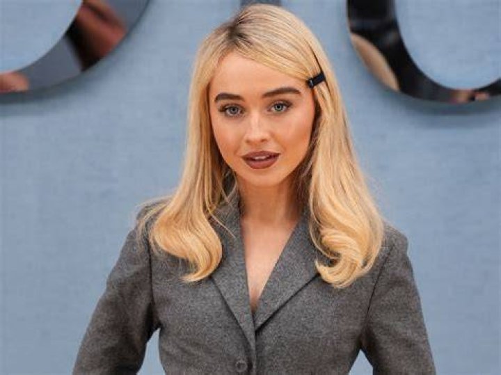 The Trick Sabrina Carpenter's Makeup Artist Used for the AMAs