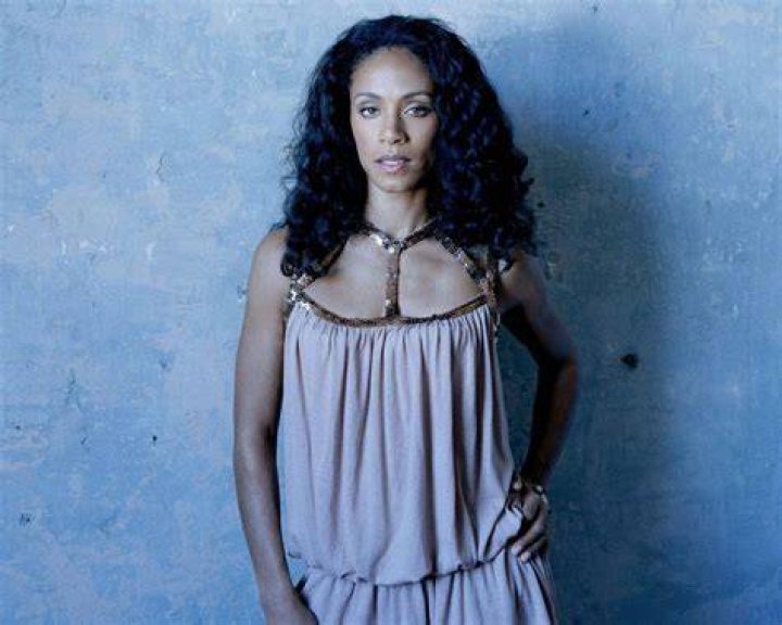 wallpaper jada pinkett smith, celebrity, face, smile HD Widescreen